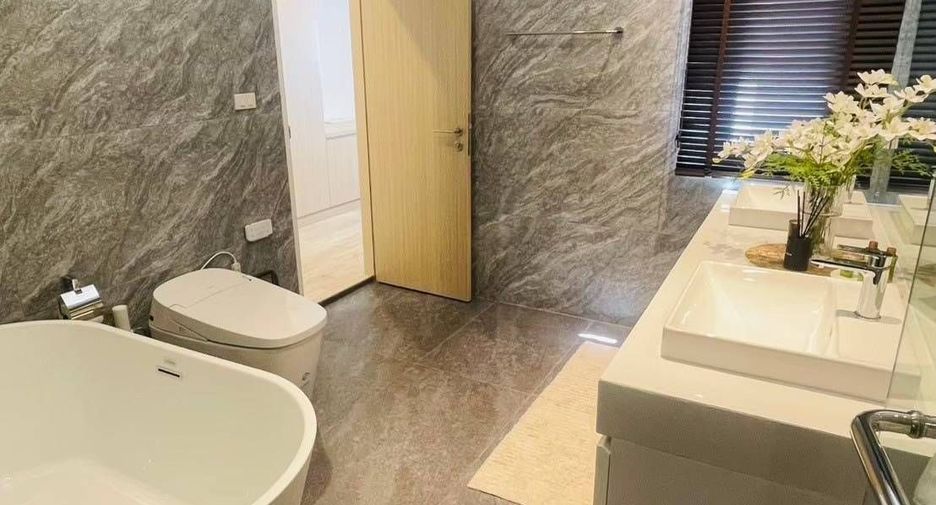 Apartment zur Miete mit 3 Zimmer in Watthana, Bangkok