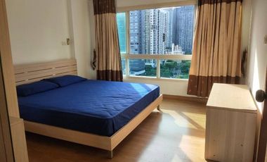 For rent 1 bed condo in Huai Khwang, Bangkok