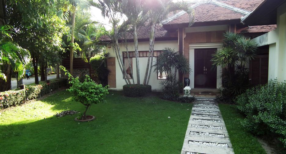 For rent 3 bedrooms villa in Thalang, Phuket
