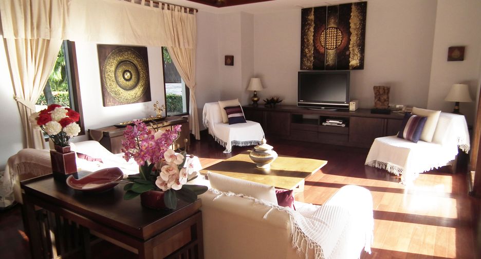For rent 3 bedrooms villa in Thalang, Phuket