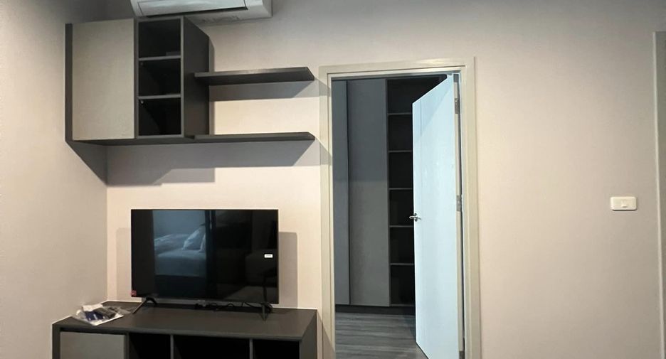 Wohnung zur Miete mit 1 Zimmer in Bang Rak, Bangkok