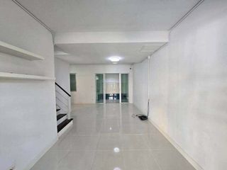 For sale 3 bedrooms townhouse in Bueng Kum, Bangkok