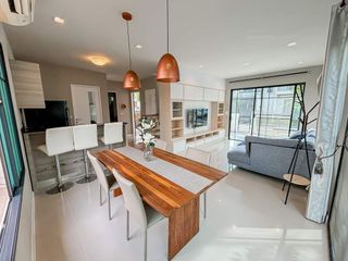 Casa en alquiler de 3 habitaciones en Mueang Phuket, Phuket