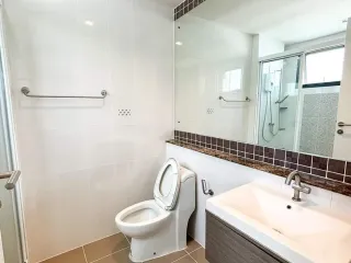 Casa en alquiler de 3 habitaciones en Mueang Phuket, Phuket