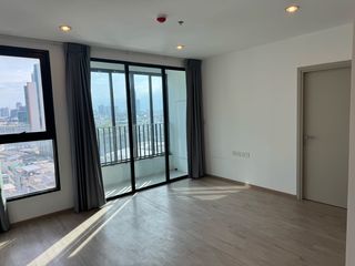 出售 2 卧室 公寓 在 Bang Rak, 曼谷