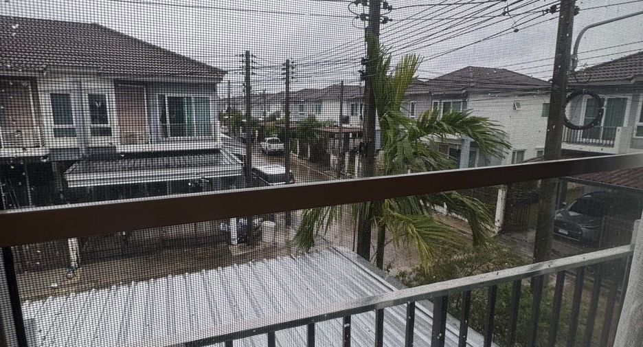 For rent 2 bedrooms townhouse in Mueang Phuket, Phuket