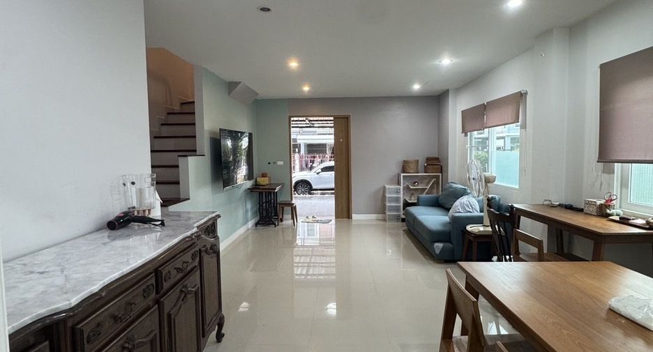 For rent 2 bedrooms townhouse in Mueang Phuket, Phuket