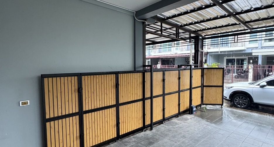 For rent 2 bedrooms townhouse in Mueang Phuket, Phuket