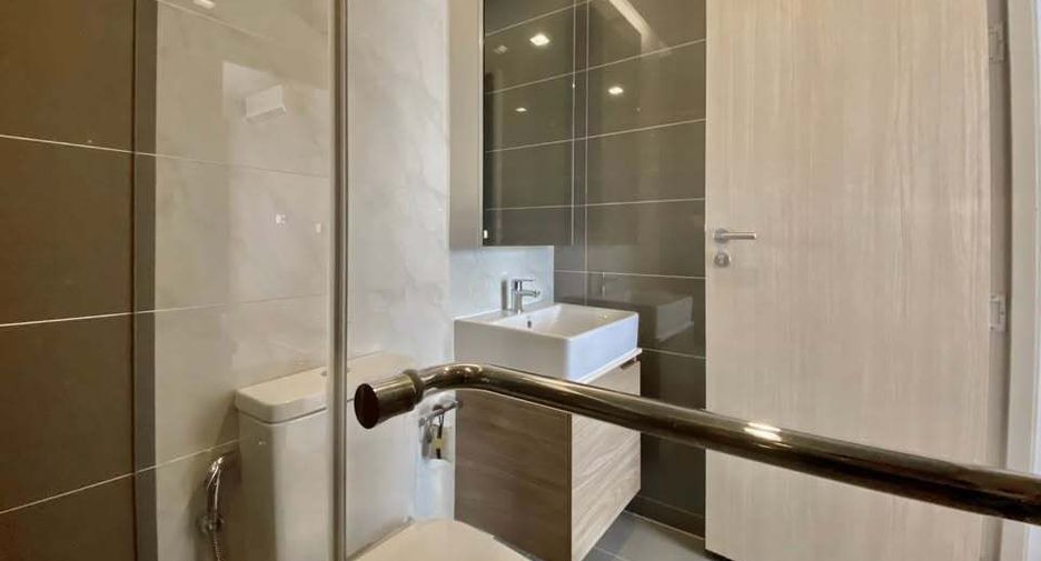 For sale 1 bed condo in Watthana, Bangkok
