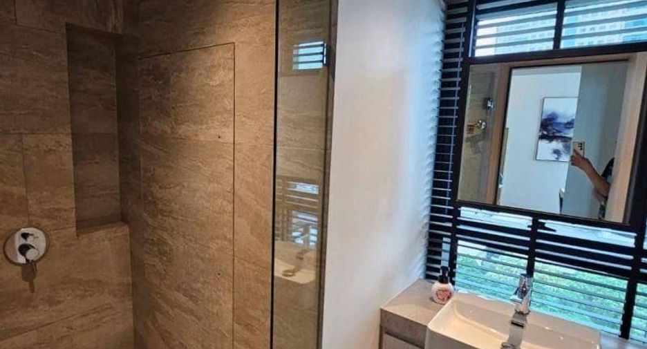 For rent 2 bedrooms condo in Sathon, Bangkok