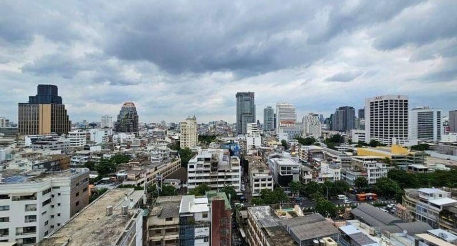 For rent 2 bedrooms condo in Sathon, Bangkok