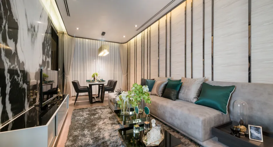 For sale 2 bedrooms condo in Khlong Toei, Bangkok
