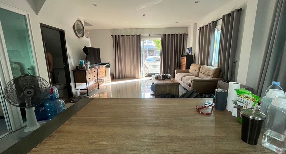 For rent 3 bedrooms house in Thalang, Phuket