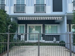 Аренда 3 спальни таунхаус в Bang Phli, Самутпракан