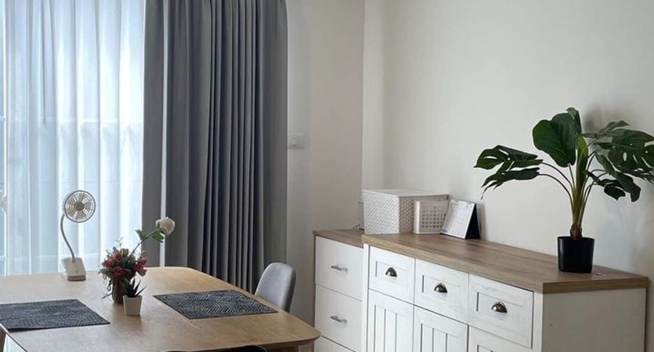For rent 3 bedrooms townhouse in Bang Phli, Samut Prakan
