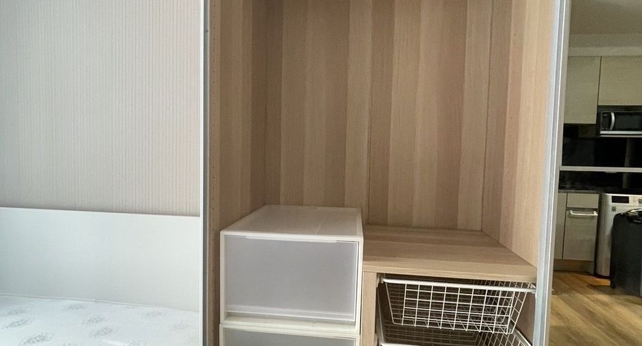 For sale 1 bed condo in Khlong Toei, Bangkok