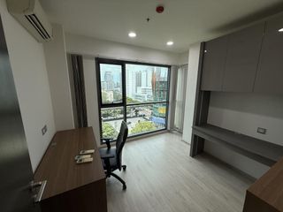 For rent 2 bedrooms condo in Ratchathewi, Bangkok