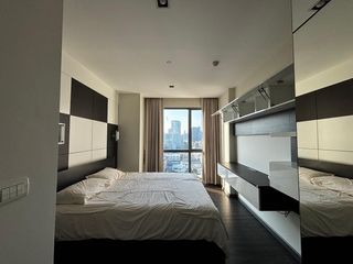 À louer 1 chambre condo à Phra Khanong, Bangkok