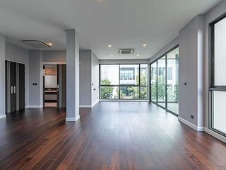 For sale 5 bedrooms house in Lak Si, Bangkok