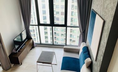 For rent 2 bedrooms condo in Huai Khwang, Bangkok