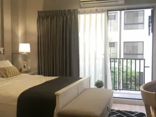 For sale studio condo in Khlong Toei, Bangkok