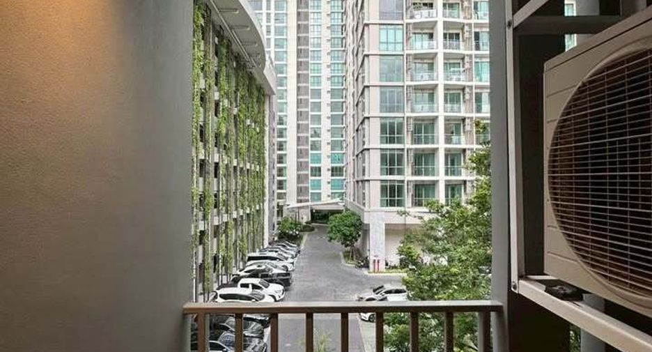 For rent 1 bed condo in Watthana, Bangkok