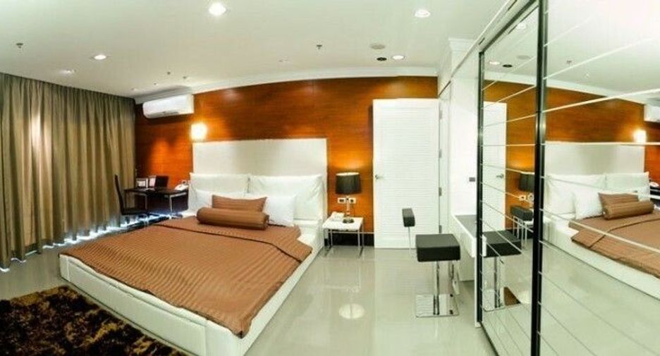 For rent 2 ベッドルーム condo in Watthana, Bangkok