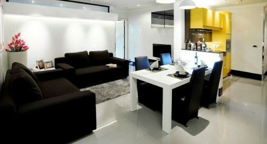 For rent 2 ベッドルーム condo in Watthana, Bangkok