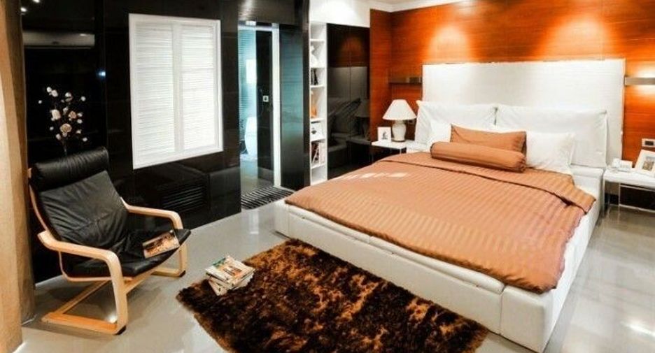 For rent 2 ベッドルーム condo in Watthana, Bangkok