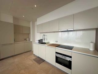 For rent 4 ベッドルーム condo in Khlong San, Bangkok