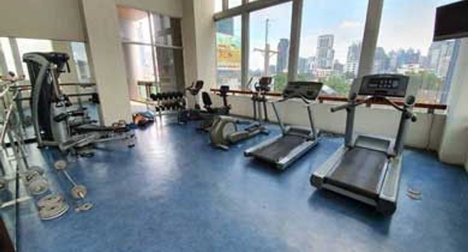 Wohnung zur Miete mit 3 Zimmer in Watthana, Bangkok
