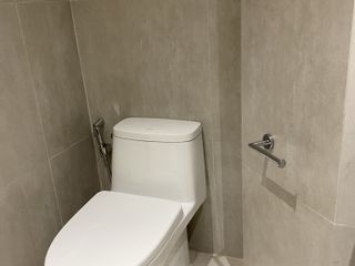 Wohnung zur Miete mit 1 Zimmer in Bang Rak, Bangkok
