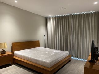 Wohnung zur Miete mit 1 Zimmer in Bang Rak, Bangkok