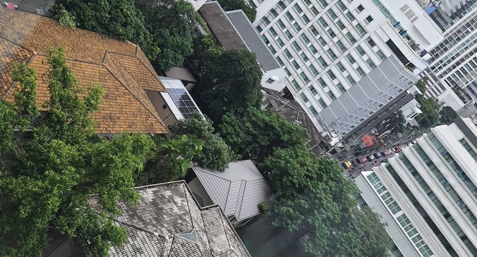 Wohnung zur Miete mit Studio in Khlong Toei, Bangkok