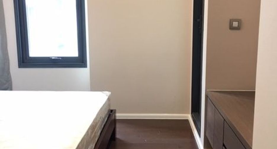 Condo en alquiler de 2 habitaciones en Khlong Toei, Bangkok
