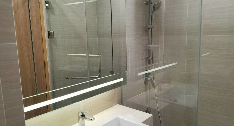Продажа 2 спальни кондо в Щаттхана, Бангкок