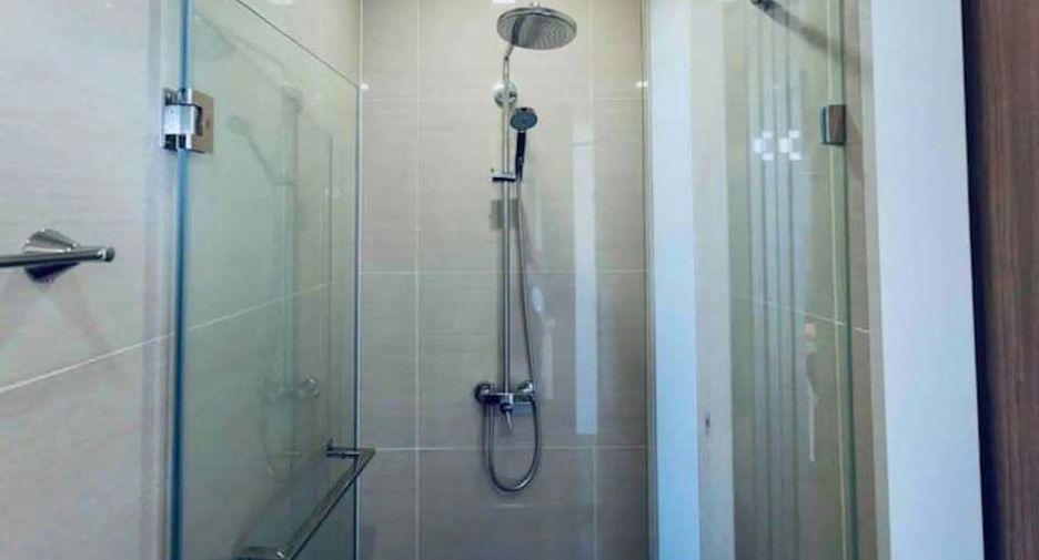For rent studio condo in Khlong Toei, Bangkok