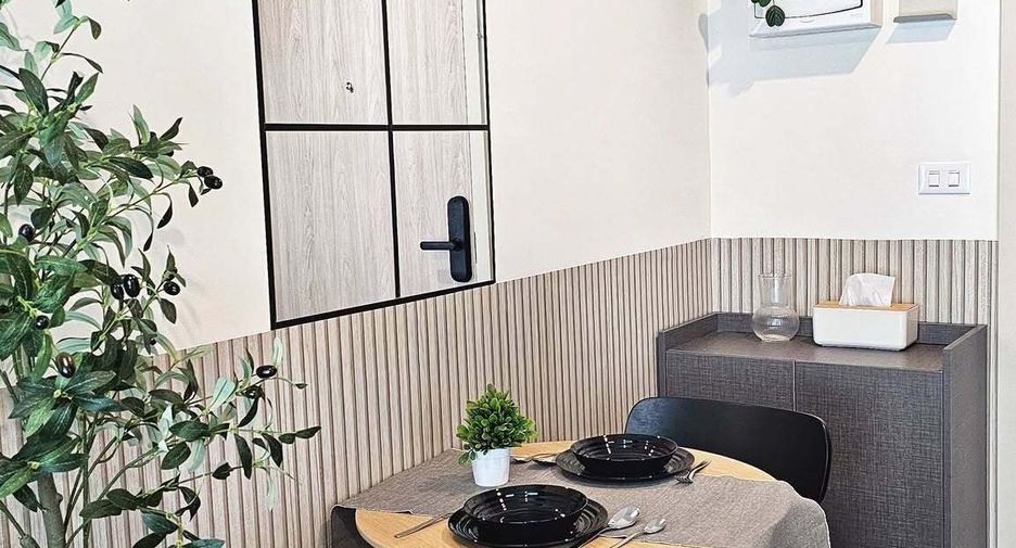 For rent 1 bed condo in Huai Khwang, Bangkok