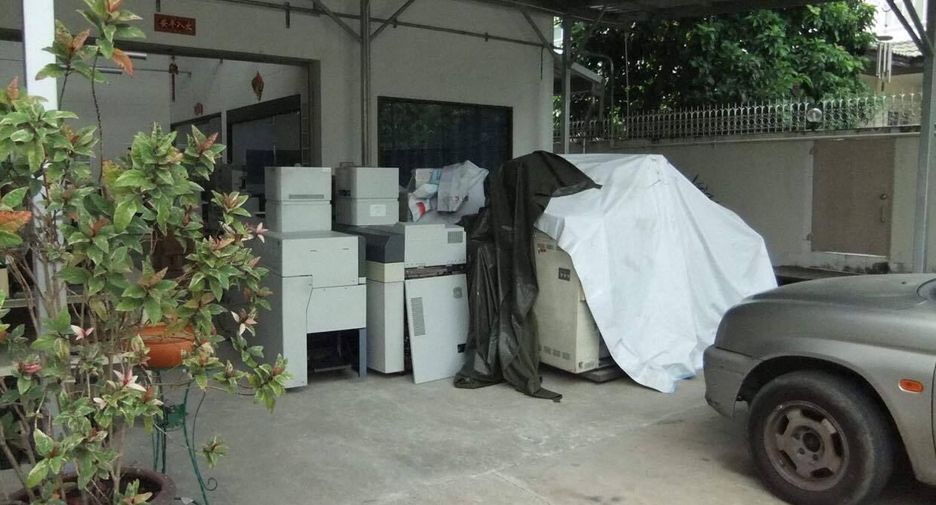 For sale land in Lat Phrao, Bangkok