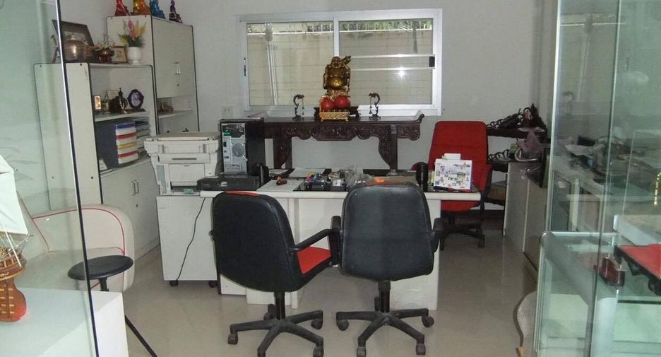 For sale land in Lat Phrao, Bangkok