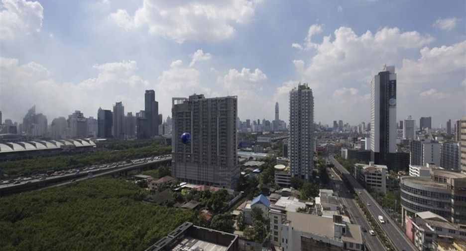 For rent 1 Beds condo in Huai Khwang, Bangkok