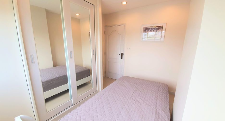 For sale 2 bedrooms condo in Mueang Samut Prakan, Samut Prakan