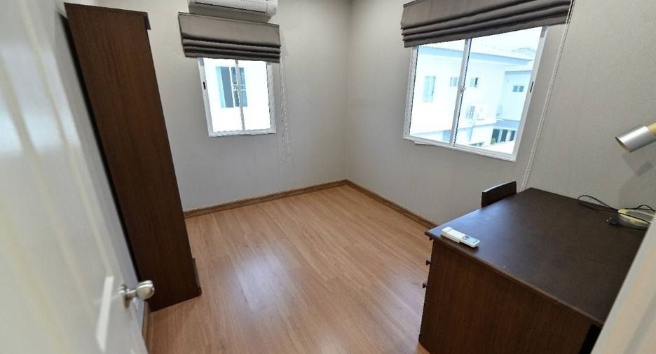 For rent 3 bedrooms house in Mueang Phuket, Phuket