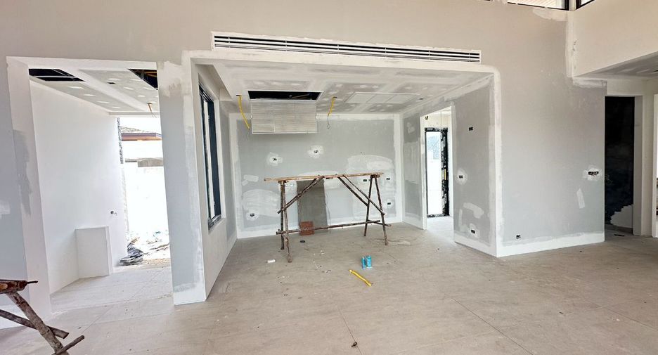 For sale 3 bedrooms villa in Thalang, Phuket