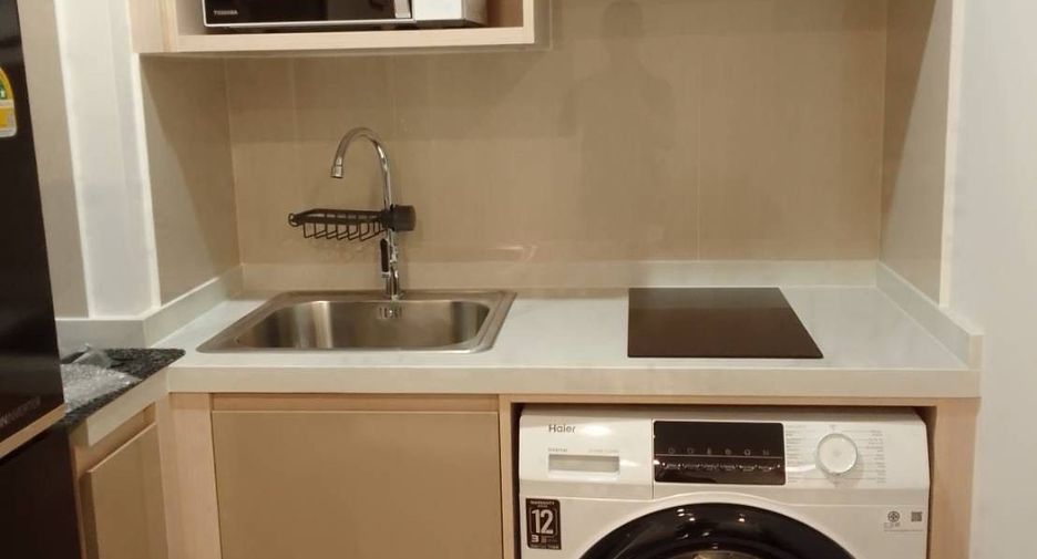 For rent 2 bedrooms condo in Bang Kapi, Bangkok