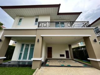 For rent 3 bedrooms house in Prawet, Bangkok