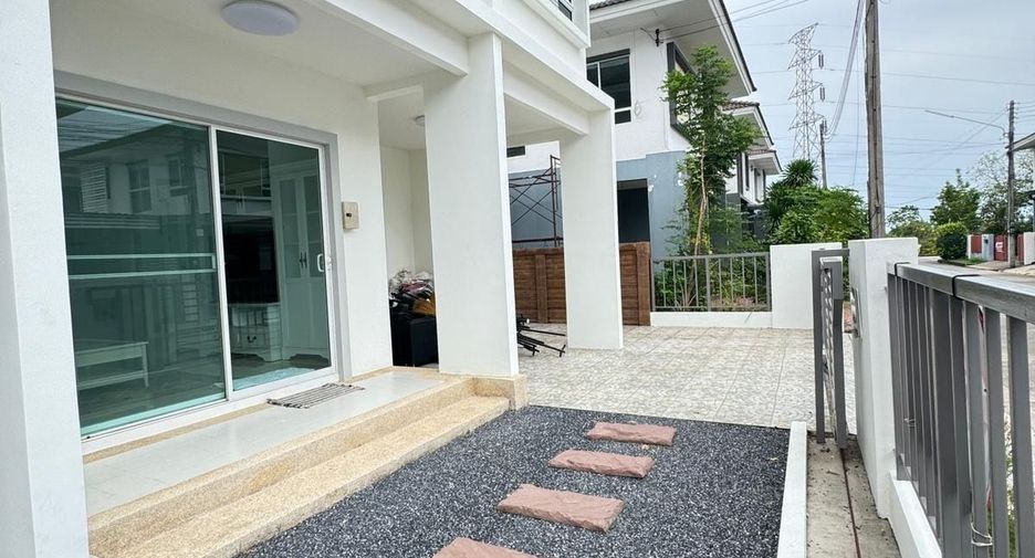 À louer 3 chambres maison à Mueang Phuket, Phuket