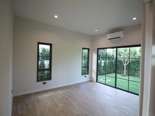 For rent 5 bedrooms house in Bang Phli, Samut Prakan