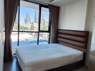 Condo en alquiler de 1 habitaciones en Khlong Toei, Bangkok