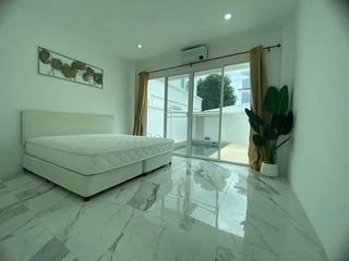 For rent 5 bedrooms house in Mueang Phuket, Phuket